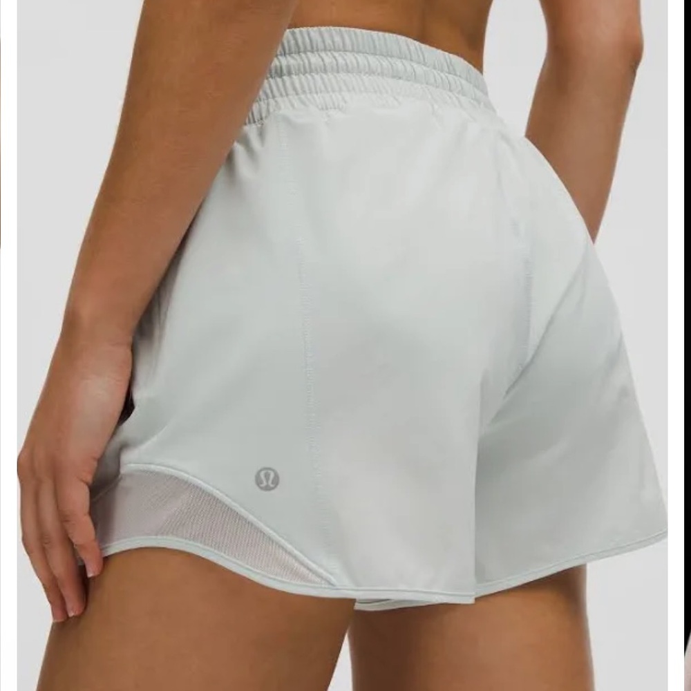 NWT Lululemon Hotty Hot High Rise Lined Short 4" VPOR Breathable Running Size 14